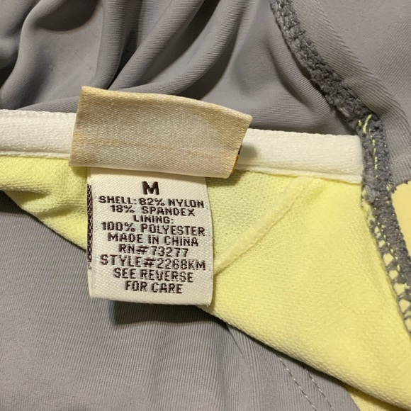 Junior’s Mudd Gray and Yellow Tankini Top Medium - Picture 2 of 5